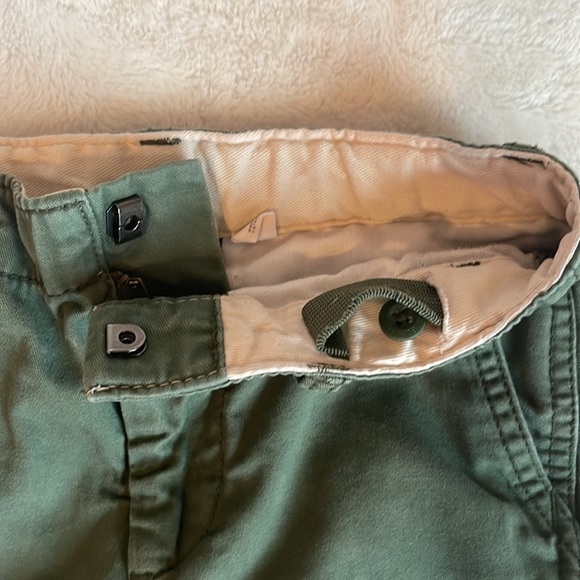 GAP Kid’s shorts - Picture 3 of 3